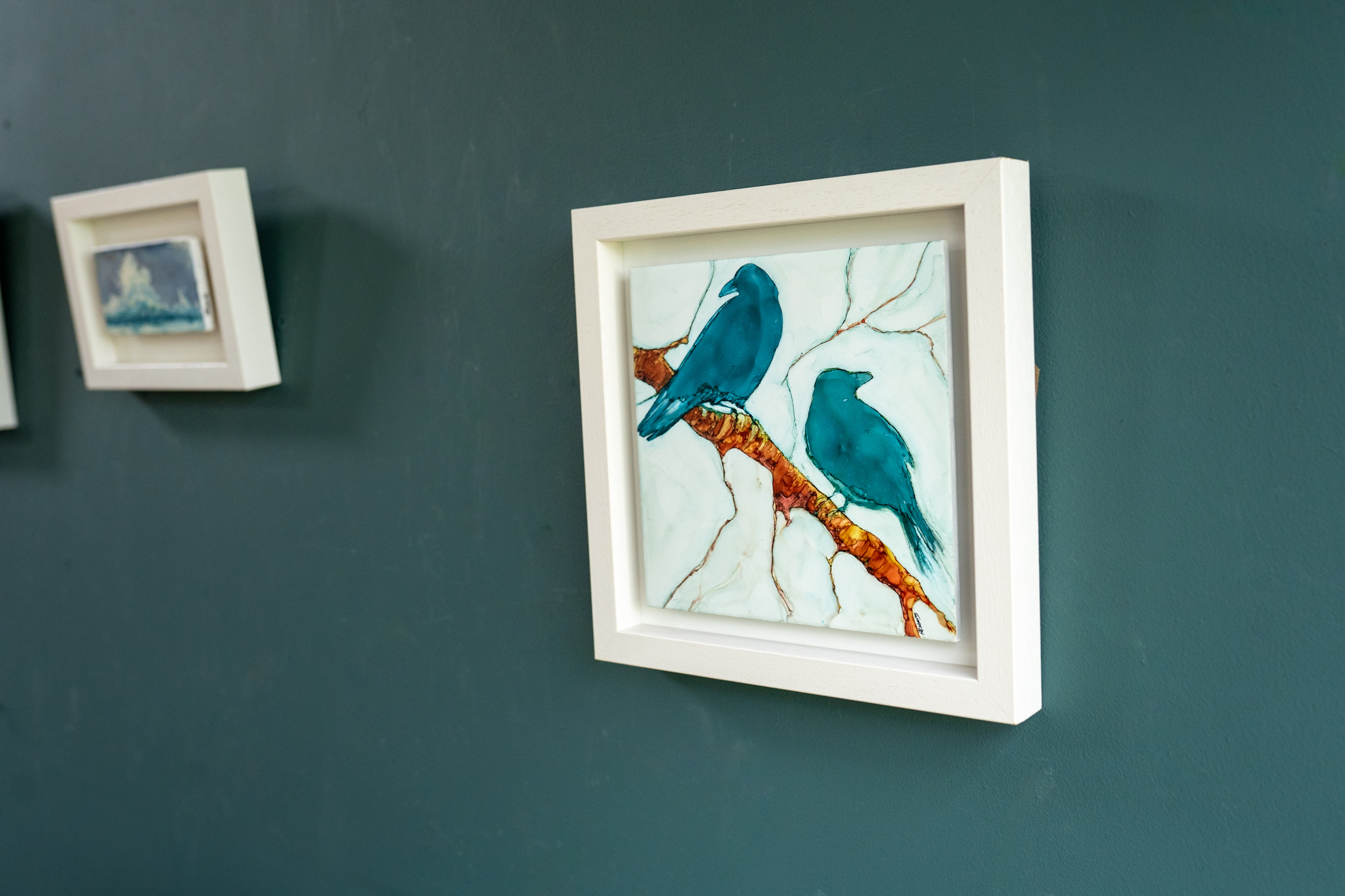 Mary Roberts Birds tile alcohol ink