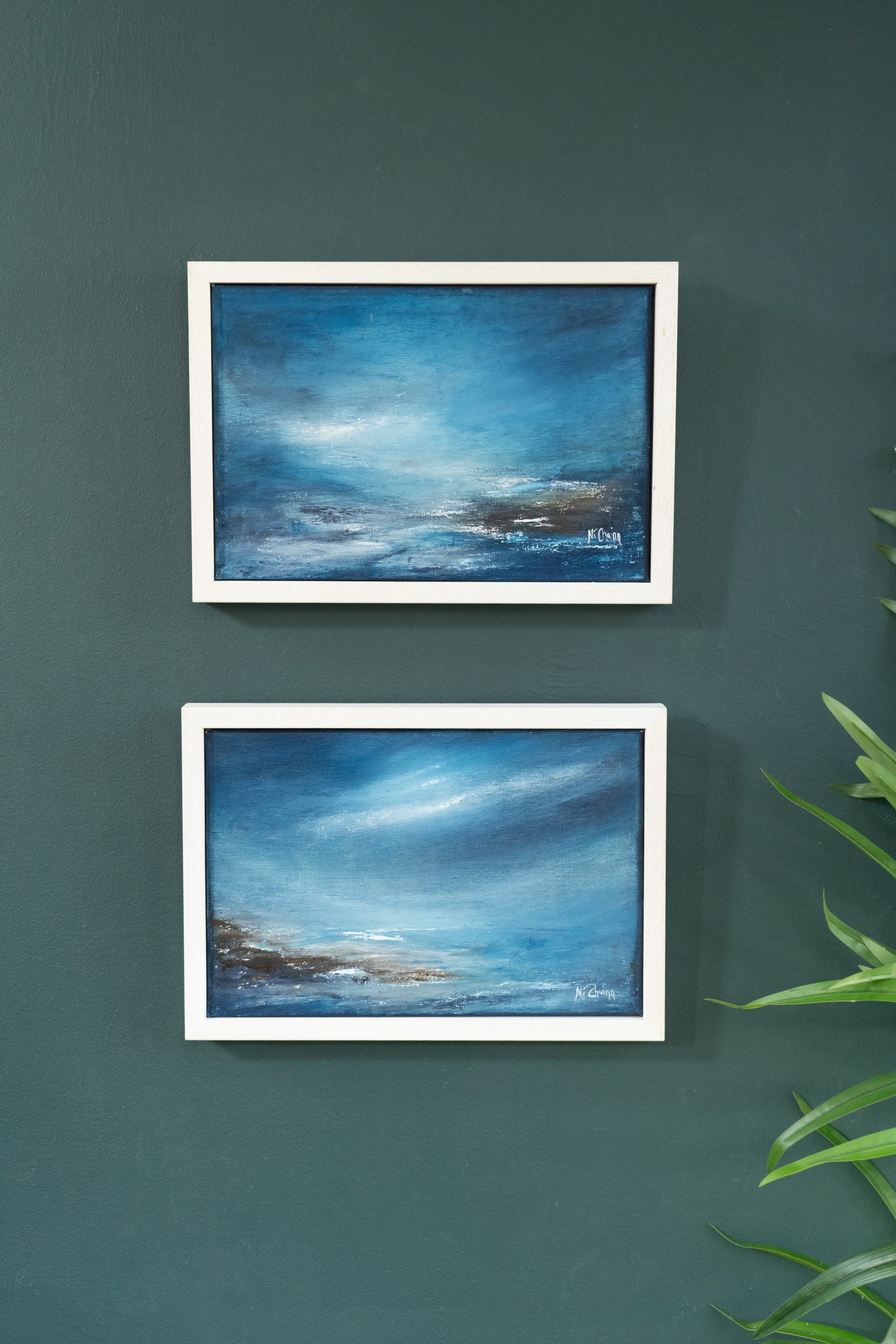Fiona ni Chuinn contemporary Irish artist oil on canvas seascapes Ireland West of Ireland Atlantic Ocean waves drama and power of the ocean Irish interiors perfect gift painting art
