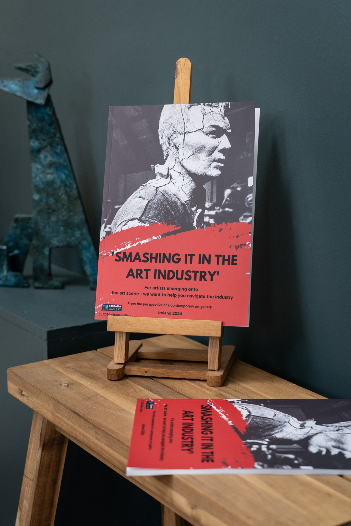 Smashing it in the Art Industry paperback book for artists helping artists navigate the art industry in Ireland curators Ireland Irish art