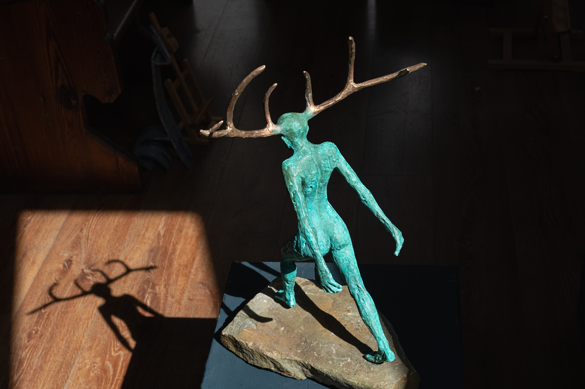 Resistance II by Adam Pomeroy for Kilbaha Gallery Irelands contemporary art gallery online bronze sculpture female empowerment Ireland Irish art Interiors bronze foundry sculpture Kilbaha Gallery