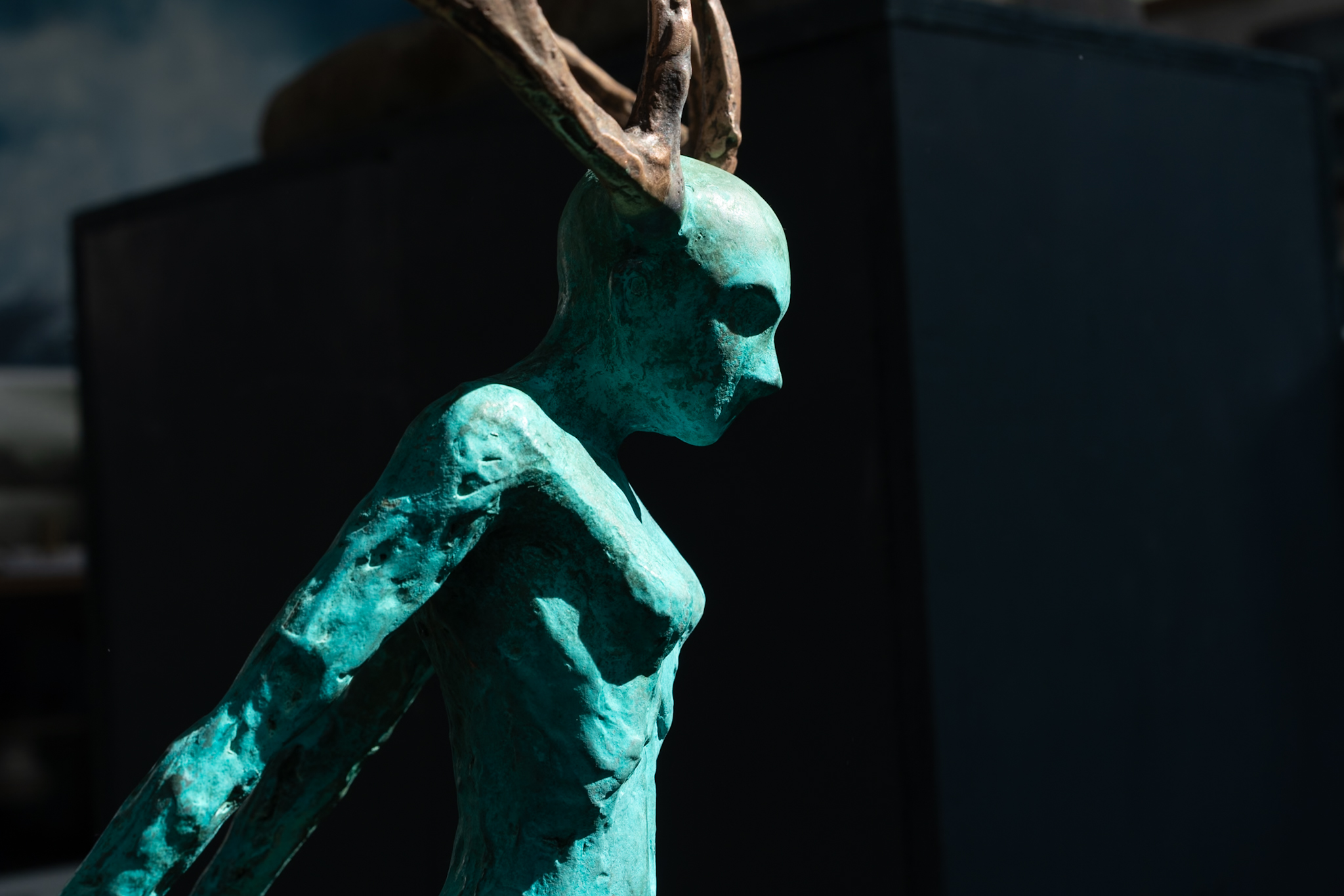 Resistance II by Adam Pomeroy for Kilbaha Gallery Irelands contemporary art gallery online bronze sculpture female empowerment Ireland Irish art Interiors bronze foundry sculpture Kilbaha Gallery